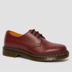 Dr Martens Cherry red. 1461 smooth Oxford shoes
